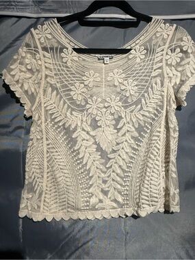 Express Cream Floral Lace Short Sleeve Blouse